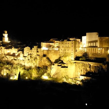 Villa Etruria Guest House Pitigliano Exterior foto